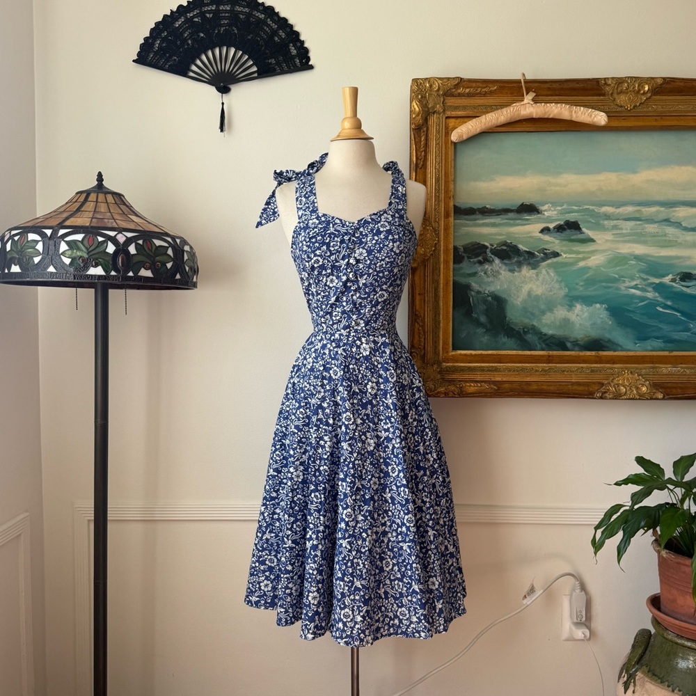 British Retro - Blue Floral Dress